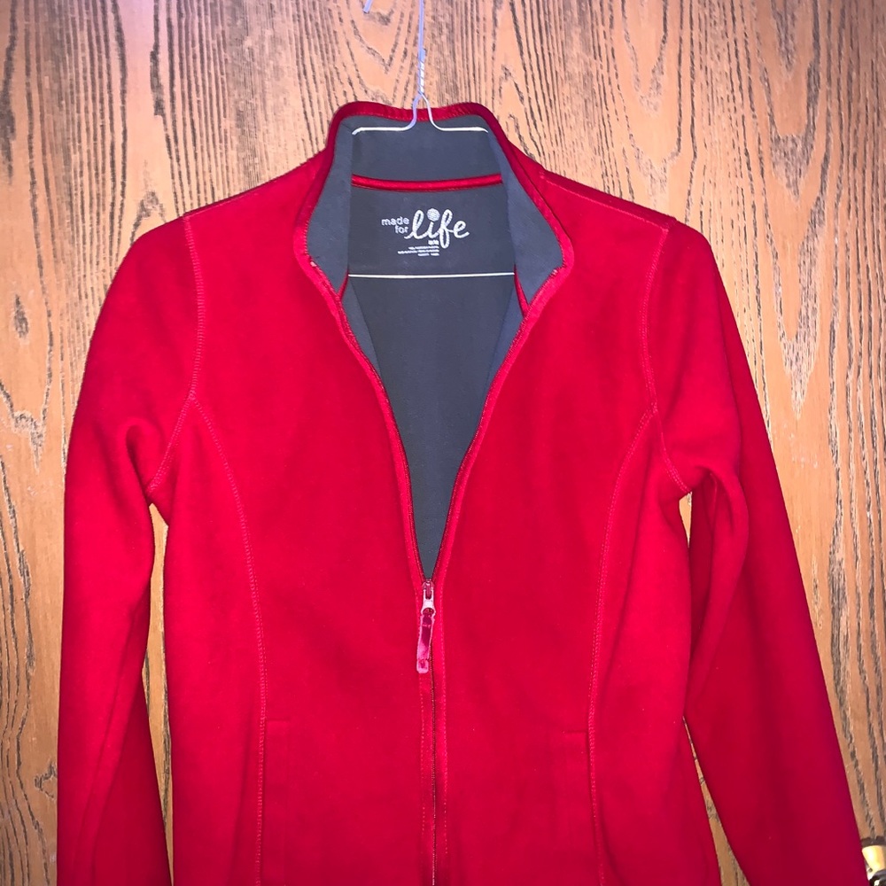 Red jacket. - Picture 2 of 4